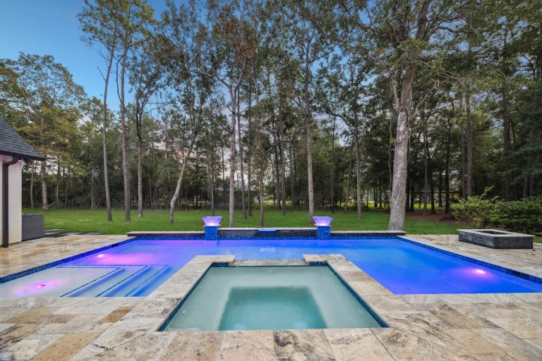 Full Scale Iconic Custom Home Build