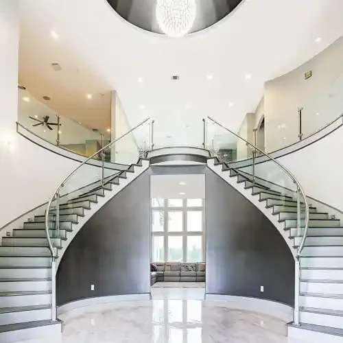 Large Scale Home Grand Entry Staircase