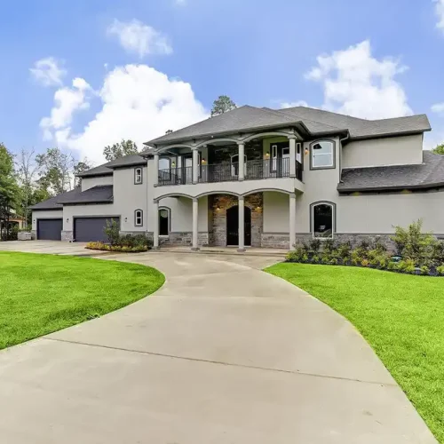 Large Scale Home Front Shot